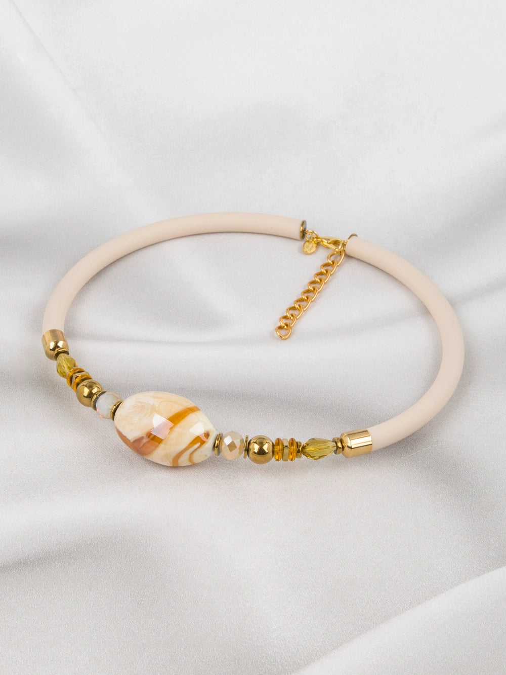 Jennifer Necklace Ivory